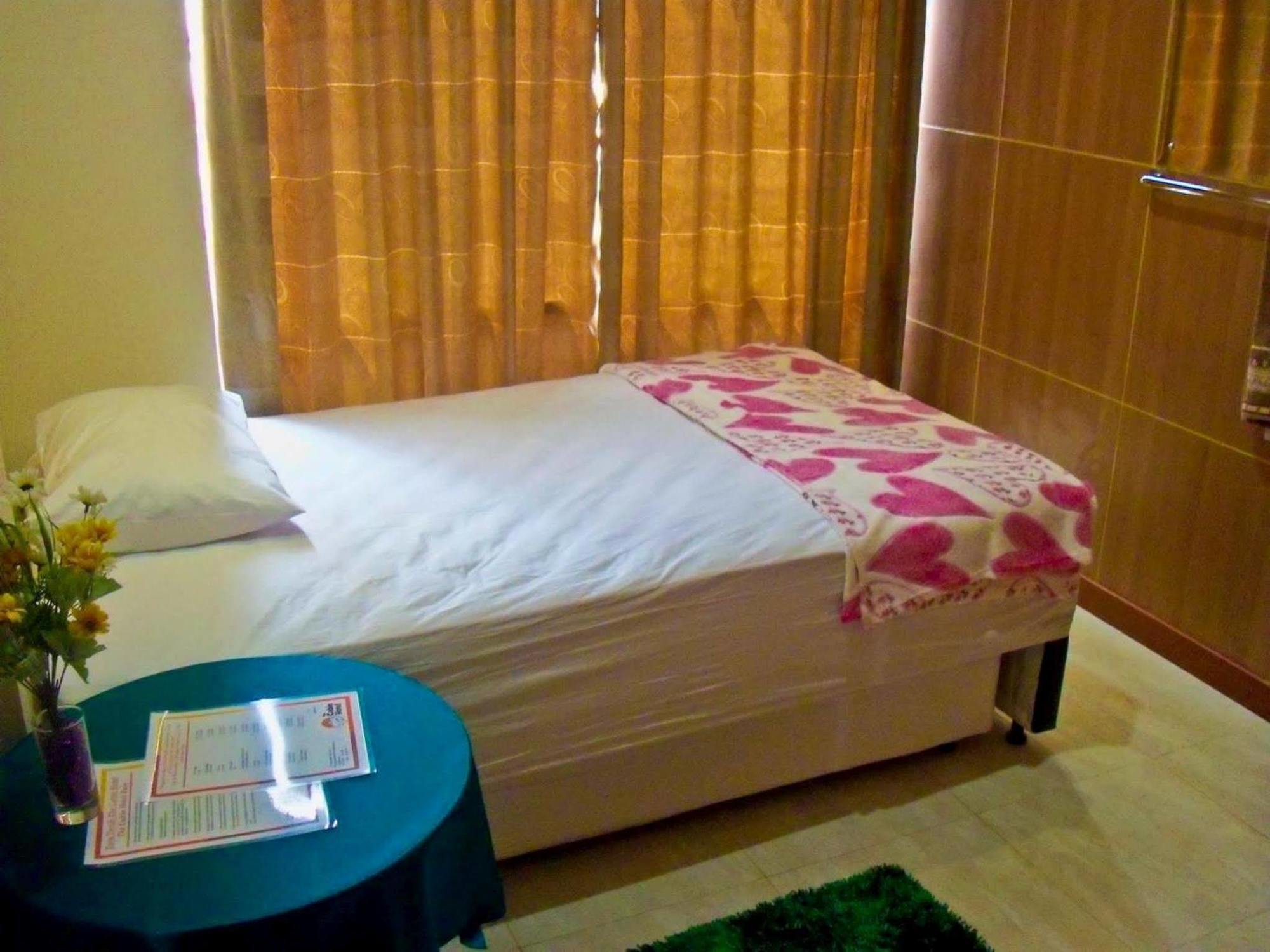 The Cabin Hotel Gandekan Yogyakarta Exteriér fotografie
